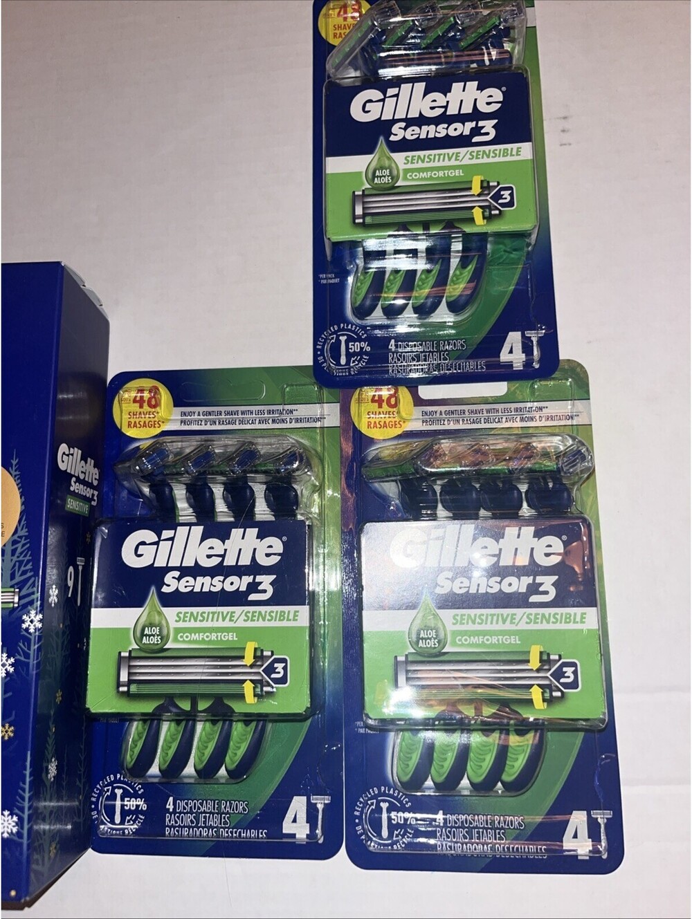 Gillette Sensor3 Sensitive Men's Disposable Razor with Aloe - 21 Razors - Picture 3 of 3